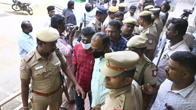 ಸಾತ್ತಾಂಕುಲಂ ಲಾಕಪ್ ಡೆತ್ ಪ್ರಕರಣ: ಒಂಬತ್ತು ಪೊಲೀಸರಿಗೆ ಮರಣದಂಡನೆ ವಿಧಿಸಿದ ನ್ಯಾಯಾಲಯ..